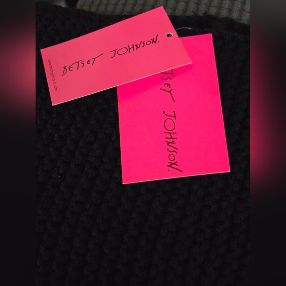 Betsey Johnson Black Knit Scarf with Embellished Bow - Picture 8 of 8